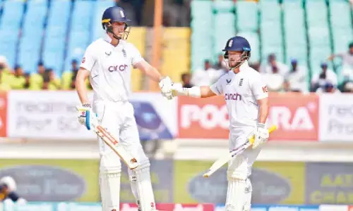 5th Test at The Oval: India lead by 52 runs against England at stumps on Day 2