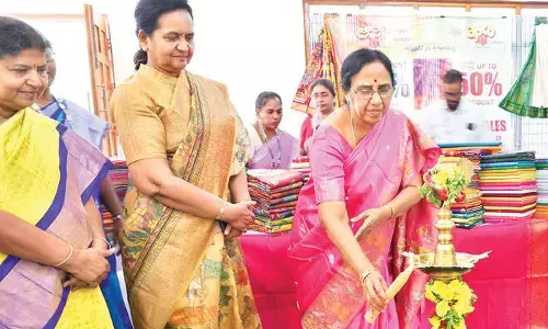 Handloom fabrics are a symbol of rich tradition: SPMVV V-C
