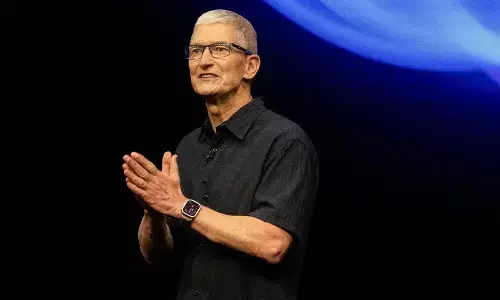 Tim Cook Declares AI a Bigger Revolution Than the Internet: Apple Gears Up for Aggressive Push