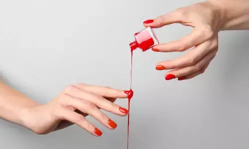 DIY Beauty Fix: Simple Ways To Revive Dried-Out Nail Polish At Home