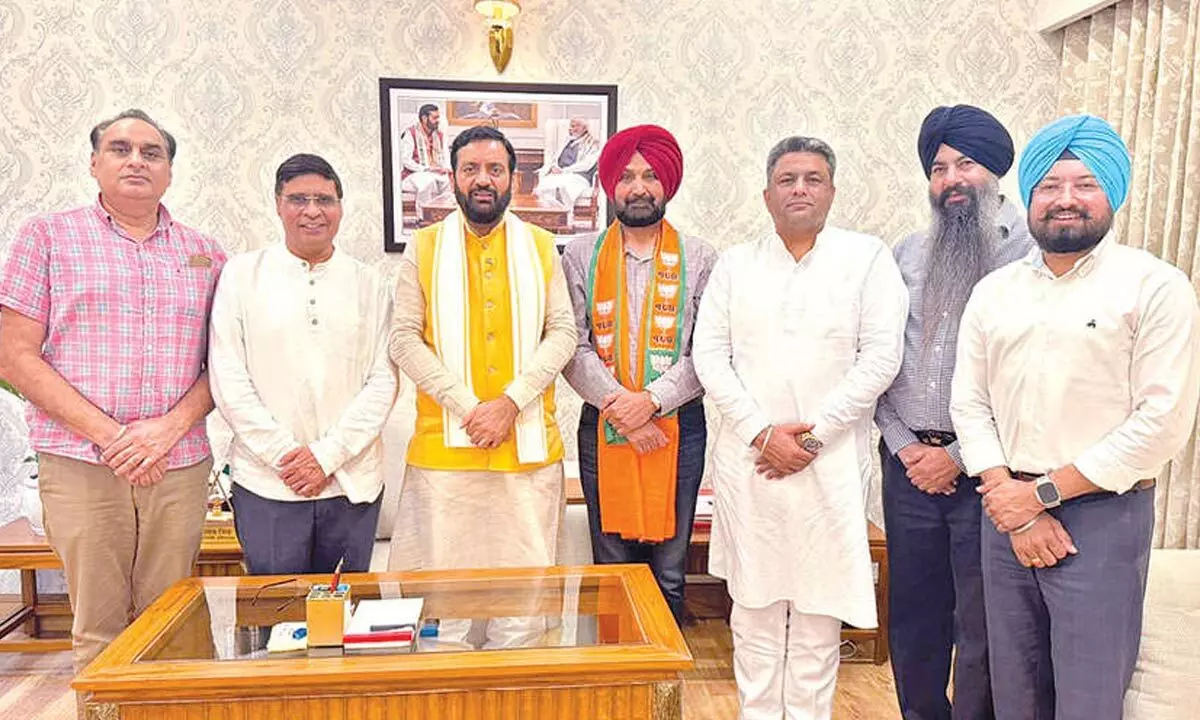 Pb vigilance raids Gill’s house after he joins BJP Pb vigilance raids Gill’s house after he joins BJP