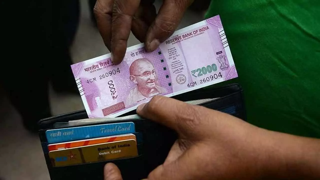 Customs officer nabbed taking Rs 10 lakh bribe in Mumbai
