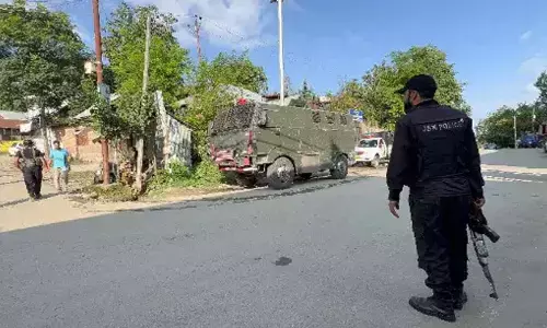 J-K: Anti-terror operation in Kulgam enters third day