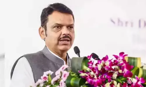 Seamless administrative support to industries can help overcome global economic challenges: Fadnavis