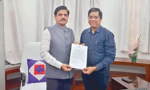 Prof Srinivas new Member-Secretary of TGSET