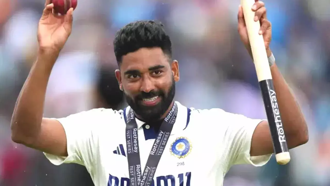 Mohammed Siraj Praised by Asaduddin Owaisi for Stellar Test Spell