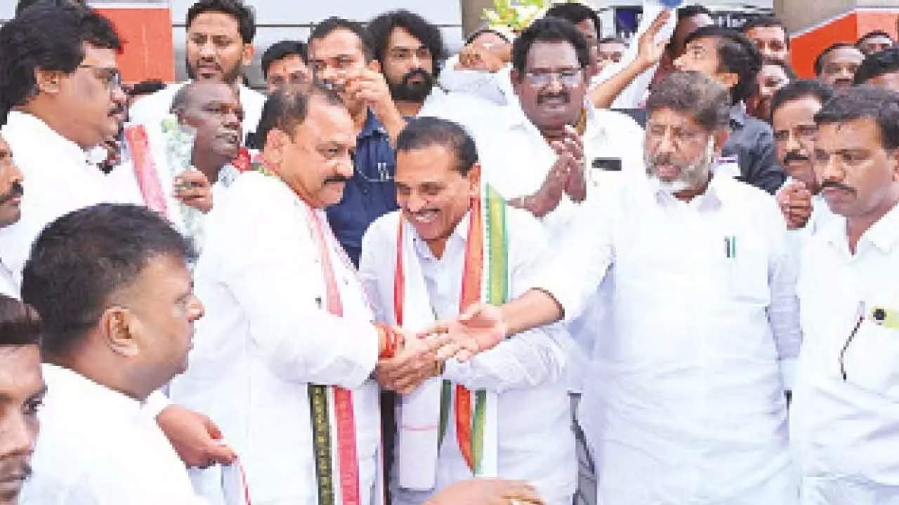 Madhira ex-MLA, scores of others join Congress Madhira ex-MLA, scores of others join Congress