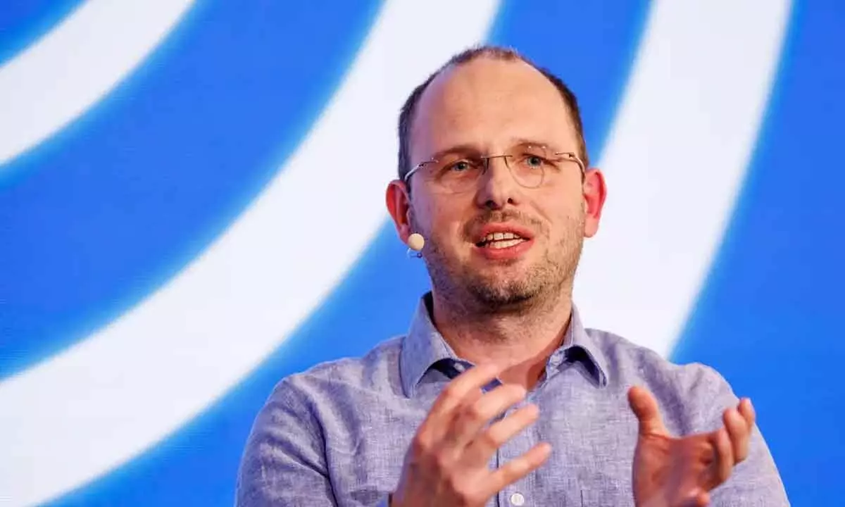 GitHub CEO: Embrace AI or Risk Irrelevance, Warns Software Developers GitHub CEO: Embrace AI or Risk Irrelevance, Warns Software Developers