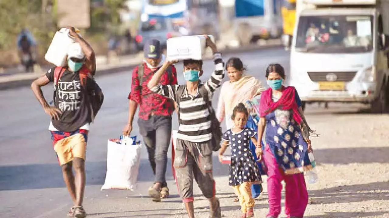 5 Bangladeshi nationals living illegally detained near Red Fort 5 Bangladeshi nationals living illegally detained near Red Fort