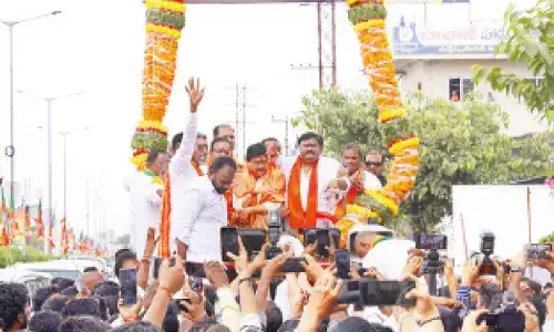 BJP chief blames state govt for urea shortage