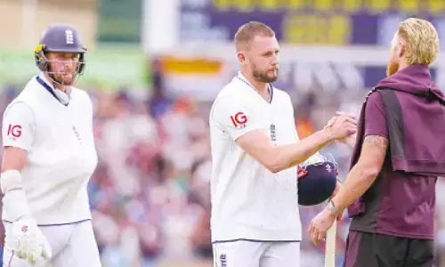 Vaughan’s honest admission : ‘England panicked, just needed one partnership’