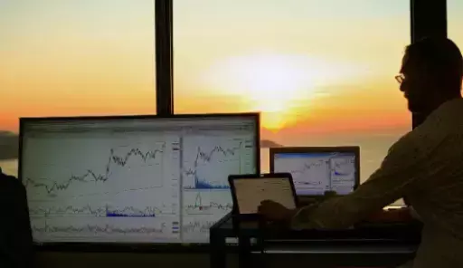 Copy Top Traders on Any Budget With AI-Powered Ranking Tools