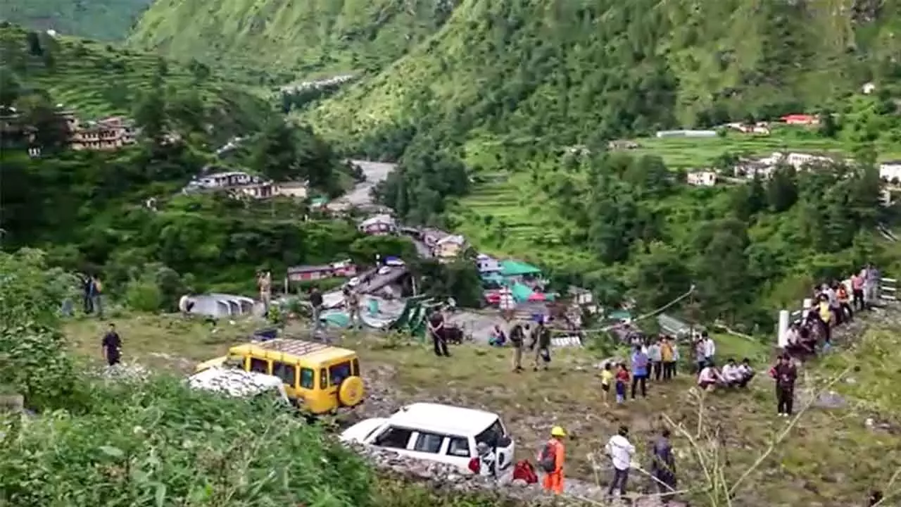 Rescuers retrieve one body in Dharali