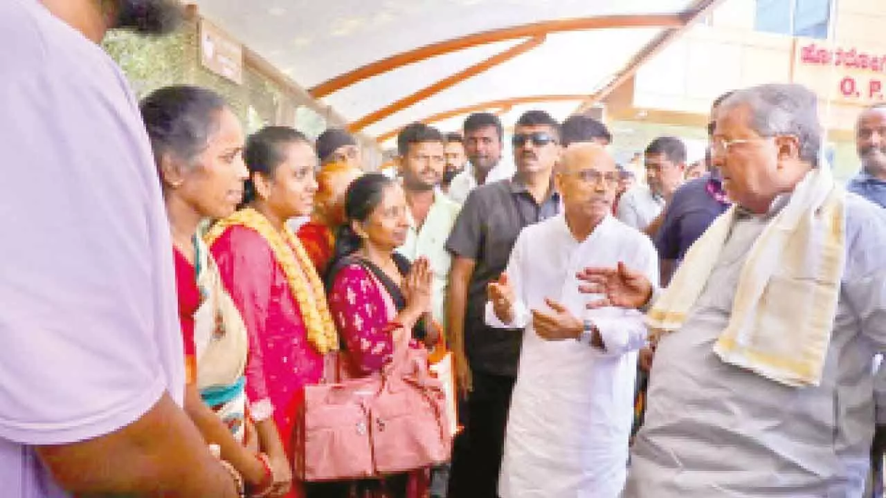 Need to increase capacity of govt-run Victoria Hospital: CM Need to increase capacity of govt-run Victoria Hospital: CM