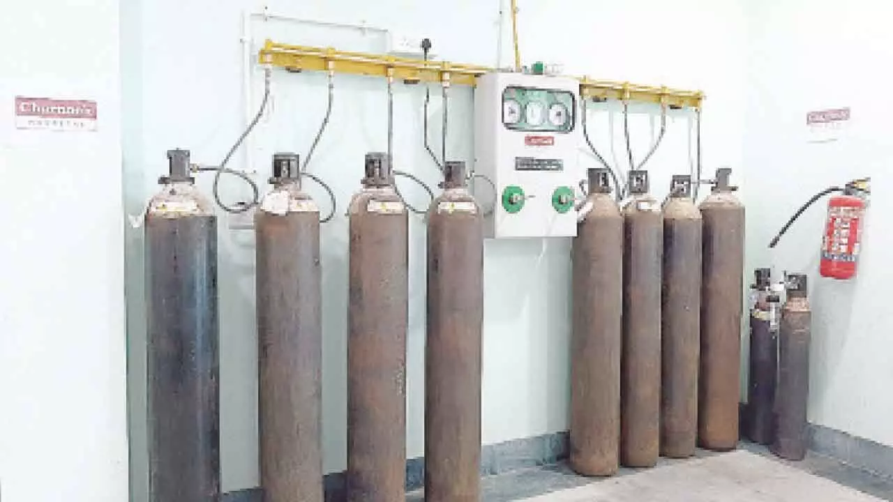 2 dead in blast in Pb oxygen cylinder plant