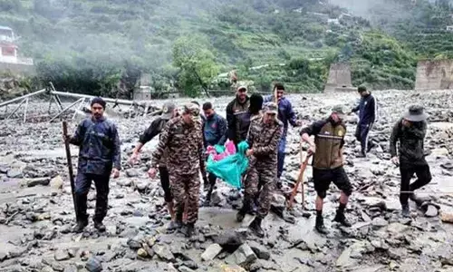 28 tourists from Kerala missing