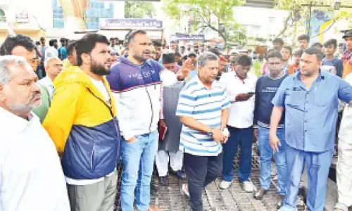 After deluge, GHMC chief inspects waterlogged zones