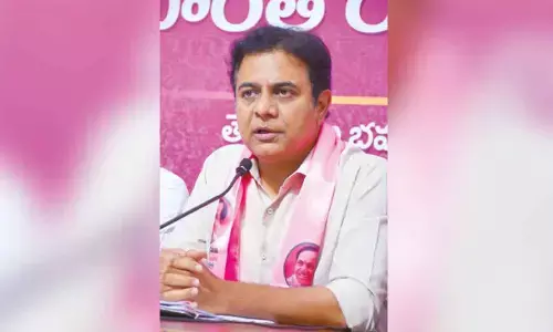 Apologise or face legal action: KTR warns Bandi Sanjay