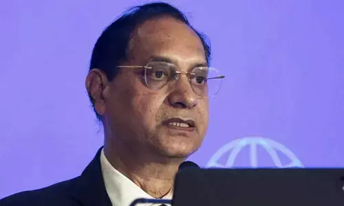Sebi chief for redefining independent directors