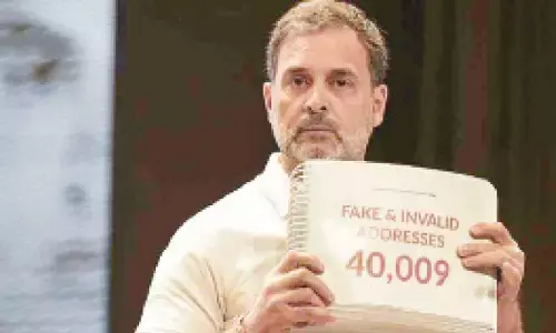 EC has shut its websites in 3 States, claims Rahul