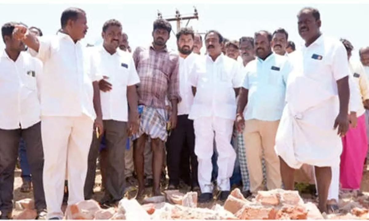 YSRCP leaders demolished Jal Jeevan Mission stone plaque: Kavali MLA YSRCP leaders demolished Jal Jeevan Mission stone plaque: Kavali MLA