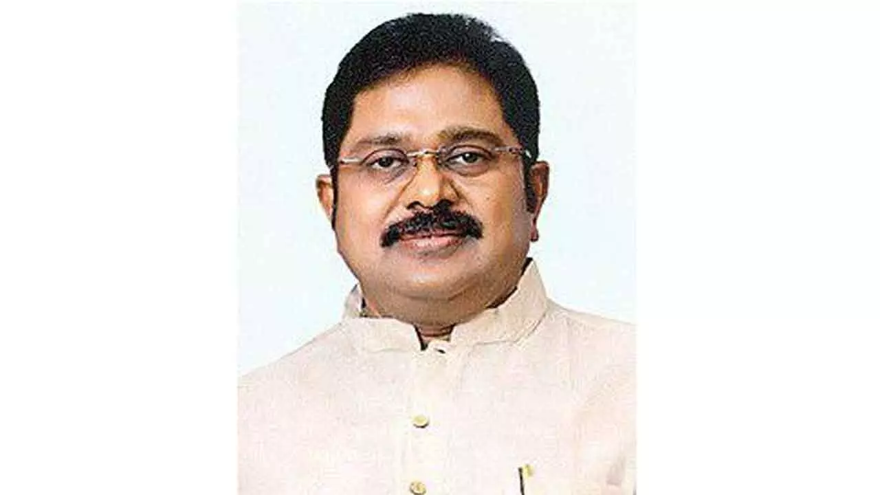 TTV Dhinakaran slams TN govt for poor handling of sanitation workers protest TTV Dhinakaran slams TN govt for poor handling of sanitation workers protest