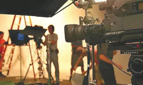 FILM workers to intensify stir as talks on wages fail