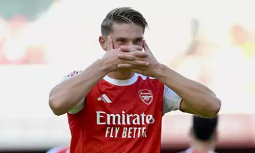 ‘He will destroy you if..’: Arteta sings praises for Gyokeres after debut goal