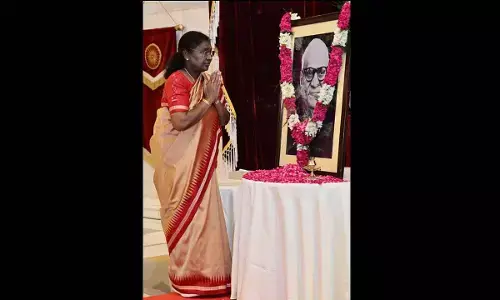 President Murmu pays tributes to V. V. Giri on his birth anniversary