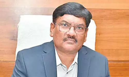 Shops auction postponed