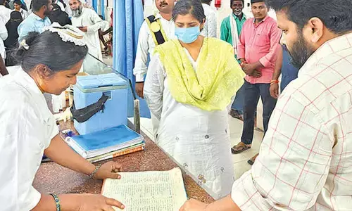 Collector inspects Govt General Hospital