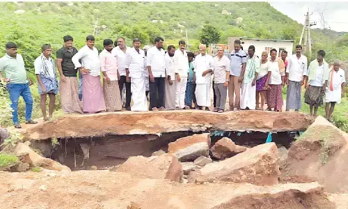 MLA orders urgent repairs to Ganginepalli bridge