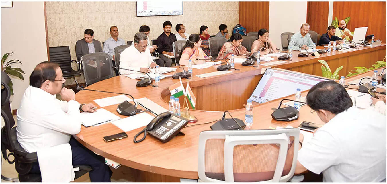 Cabinet secy holds video conference with state chief secretaries Cabinet secy holds video conference with state chief secretaries