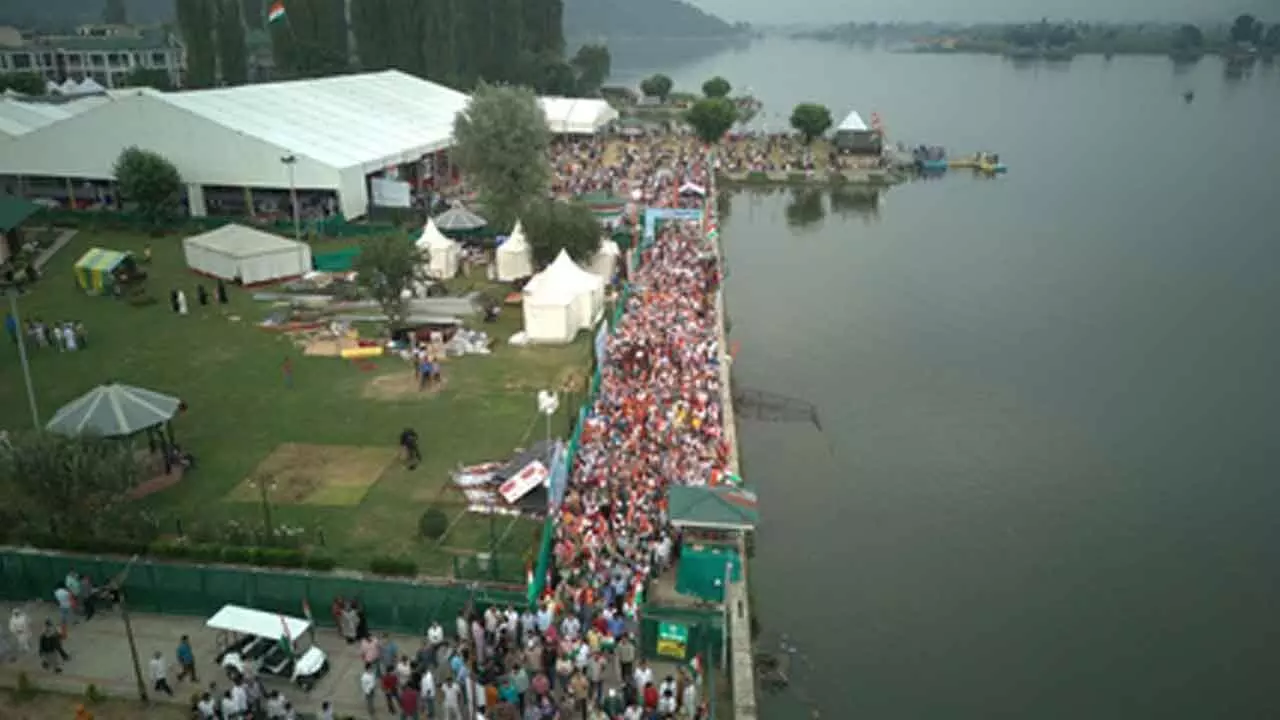 ‘Tiranga Rally’ in Srinagar celebrates unity, CM Omar Abdullah says Tricolour is our identity