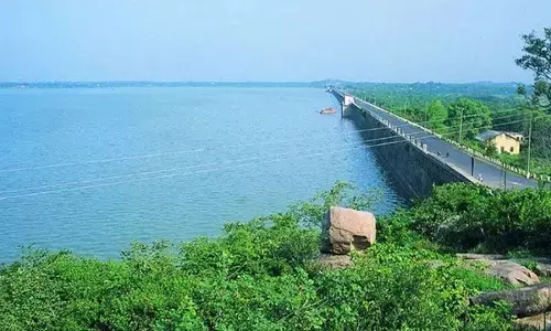 Himayat Sagar inching towards its full capacity