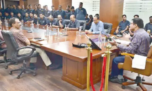 HYDRAA chief assures to revise salary of staff