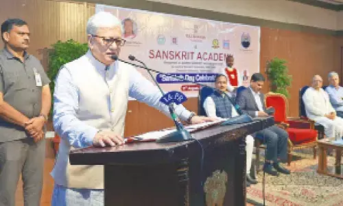 Scholars, students celebrate World Sanskrit Day at Raj Bhavan