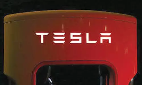 Tesla drives into expansion mode