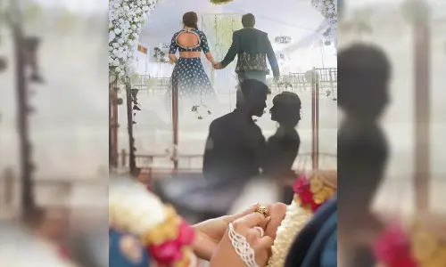 Radhika Pandit says Love me like you do on her 9th engagement anniversary with Yash