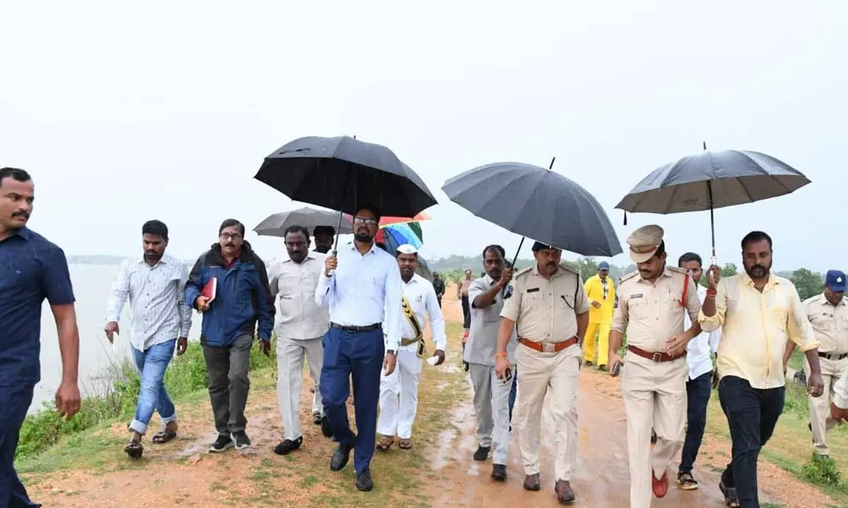 People should be alert in the wake of heavy rains in the district People should be alert in the wake of heavy rains in the district