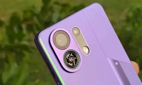 Oppo phone with cooling fan launched