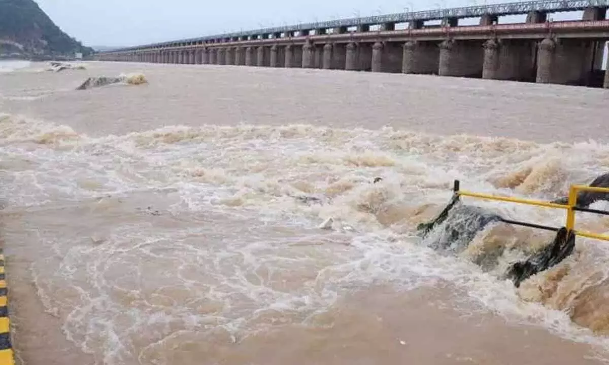 Flood flow to Prakasam barrage in Vijayawada increases amid rains Flood flow to Prakasam barrage in Vijayawada increases amid rains