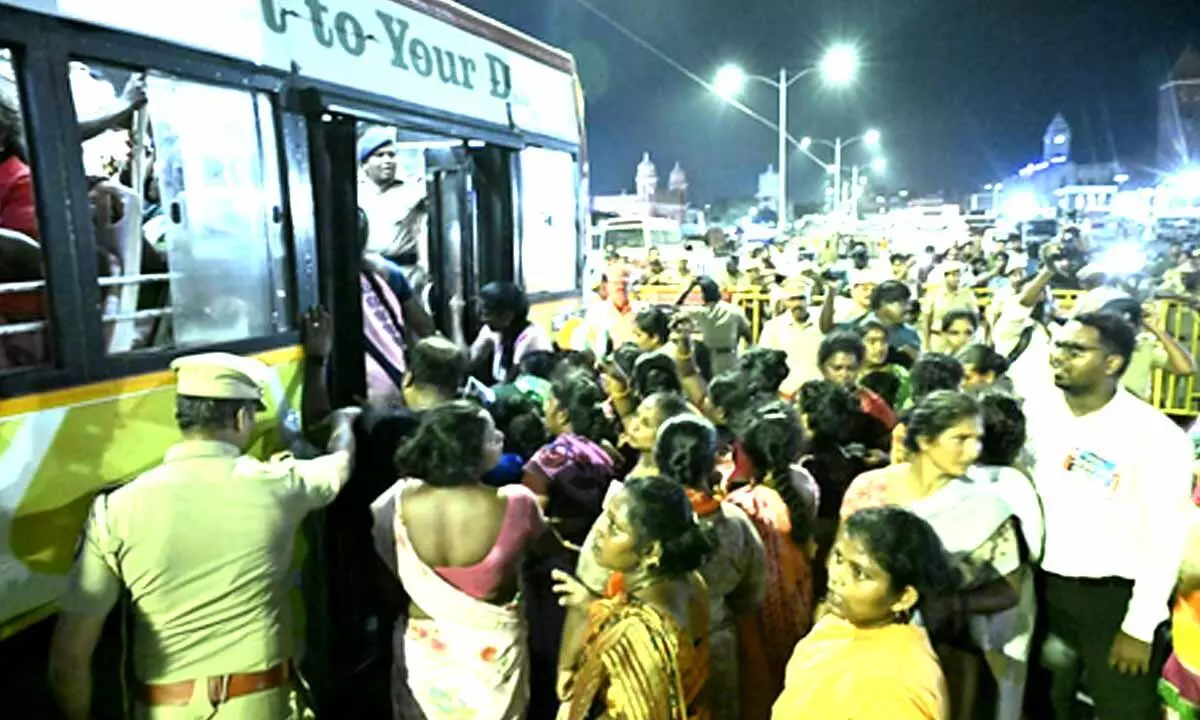 Fascist tactics, Vijay slams Stalin govt over crackdown on striking sanitation workers Fascist tactics, Vijay slams Stalin govt over crackdown on striking sanitation workers