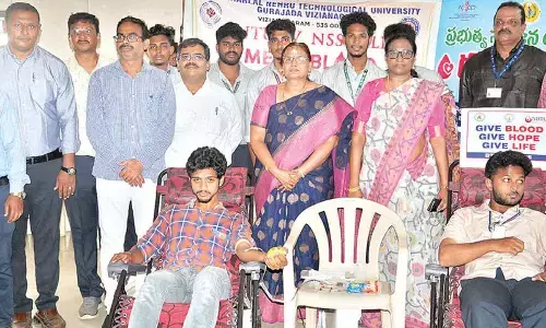 Blood donation camp held at JNTU-GV