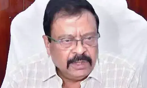 Pujari urges Revenue staffers to call off strike