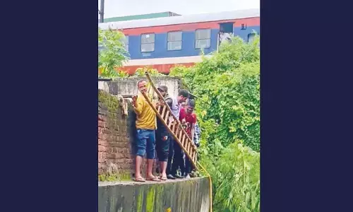 HYDRAA swings into action; saves man from drowning in Old City nala