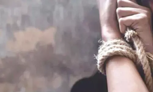 SP, Cong, AAP slam UP govt over Balrampur gang-rape