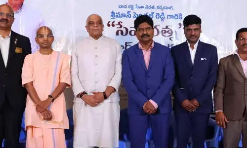 ‘Aapadbhandhavudu’ brings real-life social service story to the screen