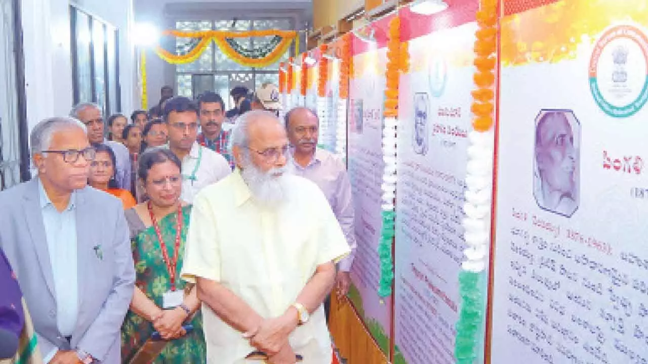 Exhibition on Telugu freedom fighters opens at Salar Jung Museum