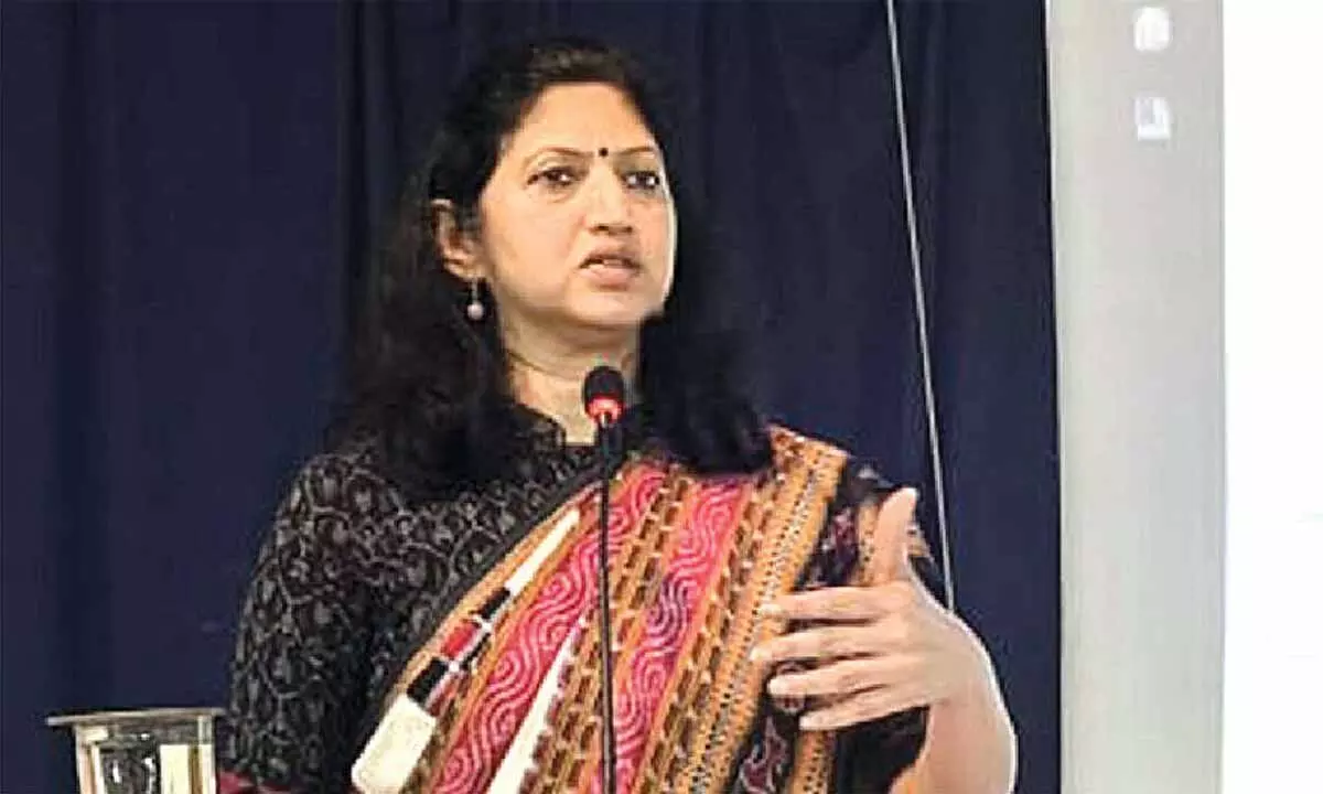 Proper communication vital for urban growth: Usha